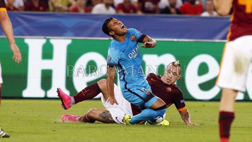 Мы все с тобой Рафинья! Animo Rafinha! Мы все с тобой Рафинья! Animo Rafinha!